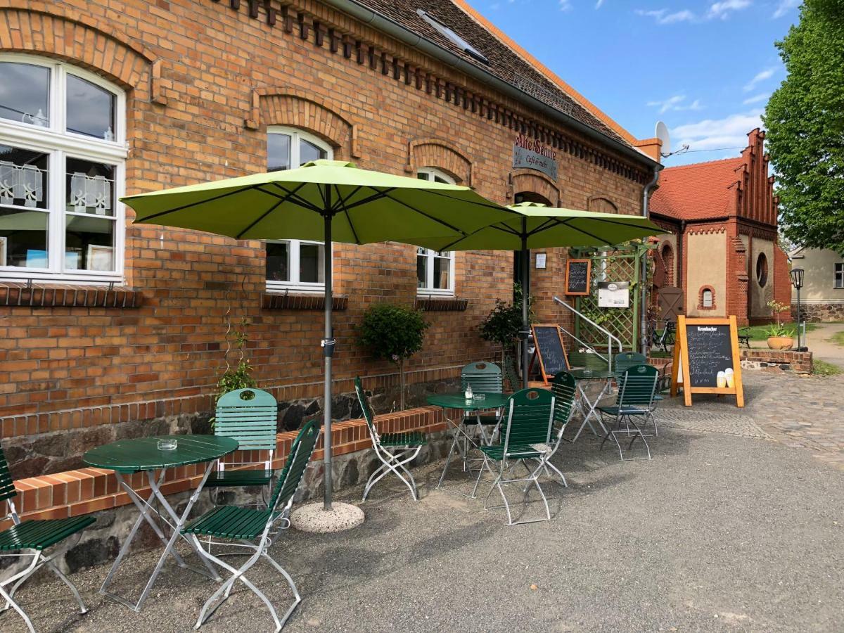 Alte Schule Cafe Und Pension Drehna Exteriér fotografie
